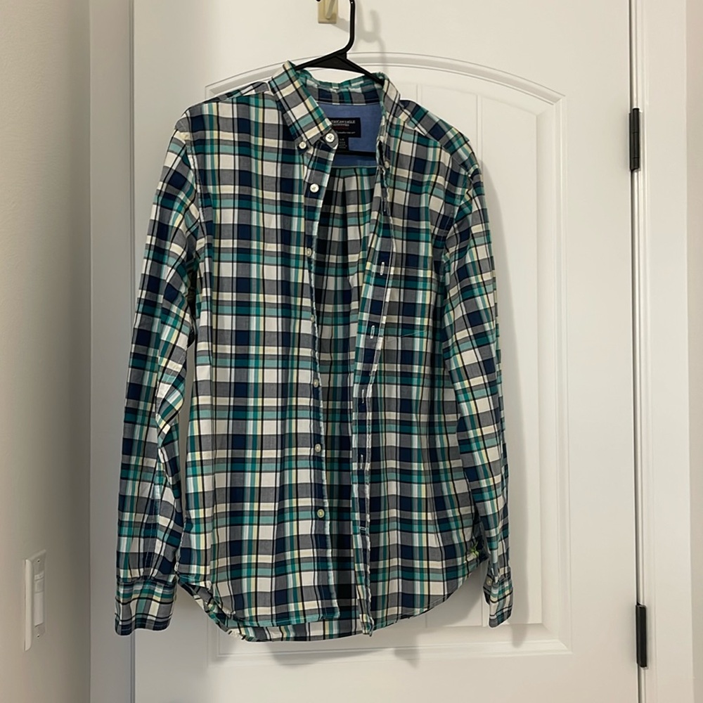 American Eagle Button Down